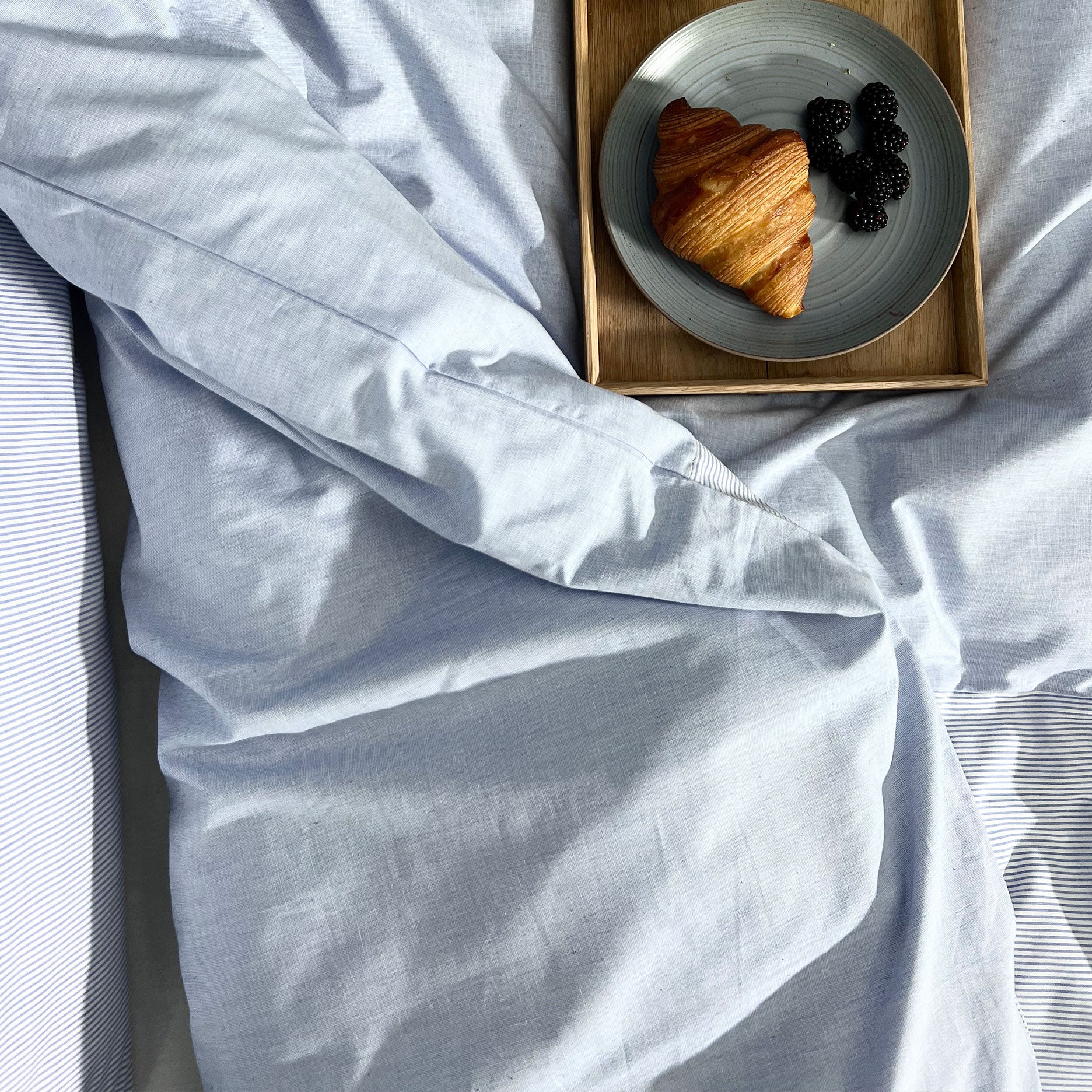 Mini strib patchwork sengetøj 140x200 cm blå